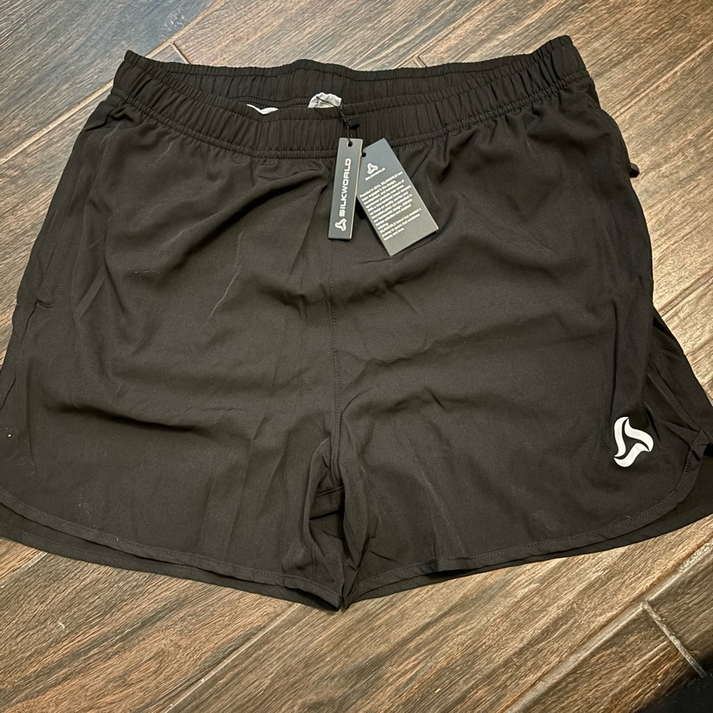 NWT Men’s Silkworld Swim Trunks